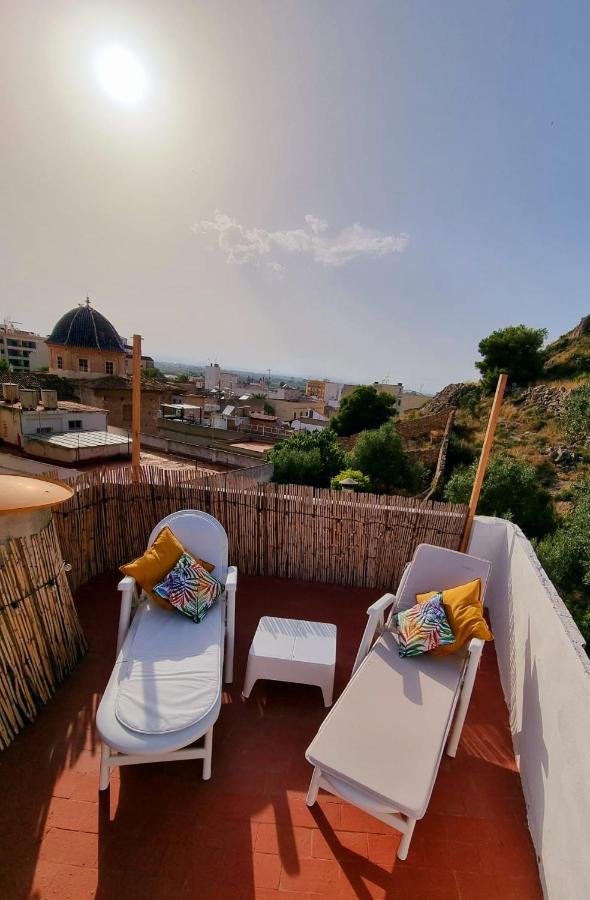 Holiday House - Casa De Sylvia กูลเญรา ภายนอก รูปภาพ